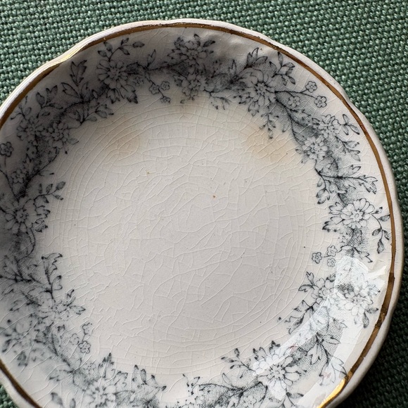 6 Vintage Charles Meakin “Monterey” Porcelain Butter Pats Hanley England 3” GUC - Picture 4 of 4